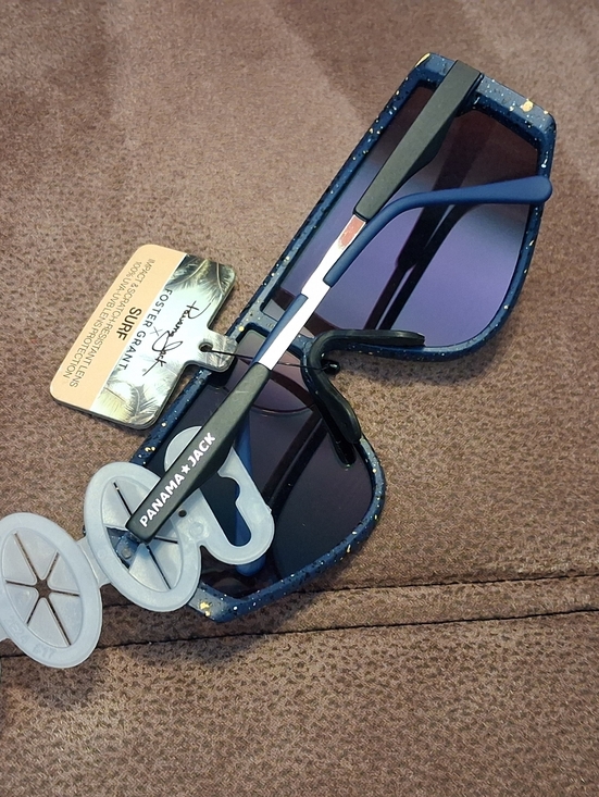 Panama Jack X Foster Grant Navy Blue Sunglasses with Gold Flecks - Picture 2 of 5